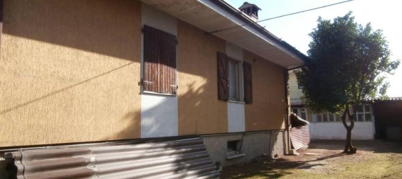 4 rooms Villa in Gavardo, Italy No. 102187 4