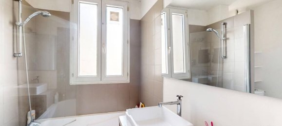 1 bedroom Apartment in Levallois-Perret, France No. 331363 5