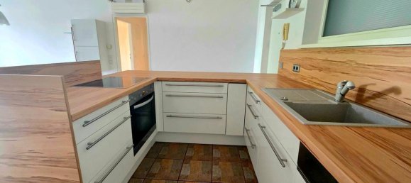 2 rooms Apartment in Favoriten, Austria No. 161437 2