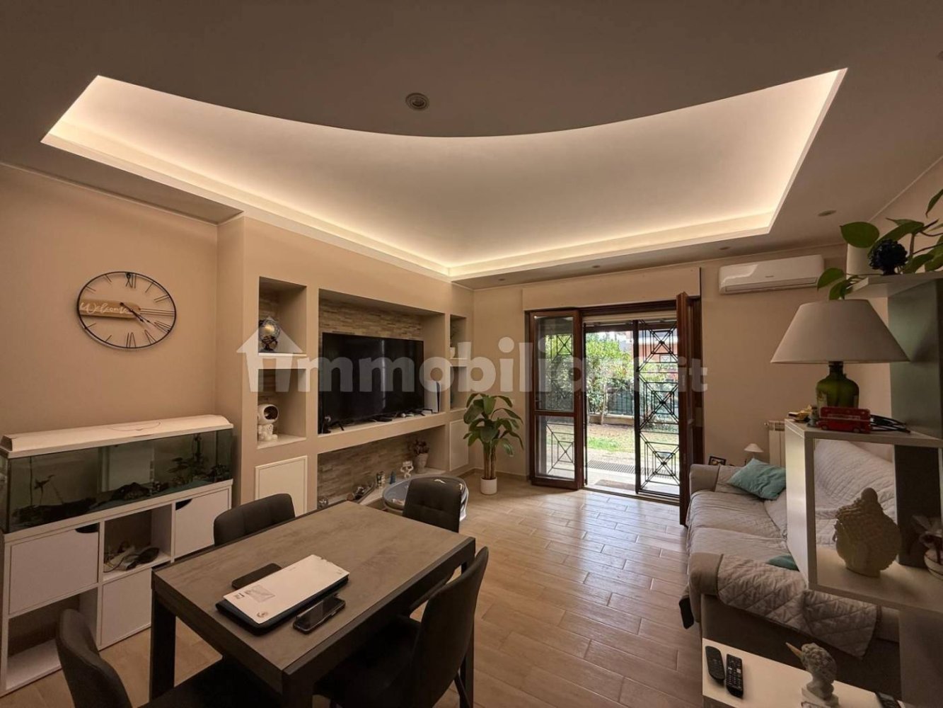 2 غرف نوم شقة في Mentana, Italy رقم 278995