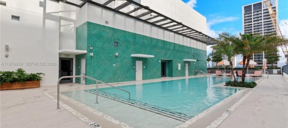 1 bedroom Commercial property for sale in Miami, Miami-Dade, Florida, USA № 615390 2