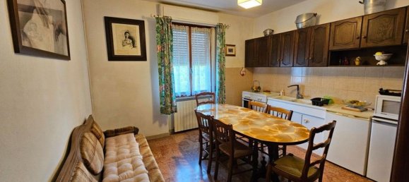 7 bedrooms House in Albareto, Italy No. 322308 11