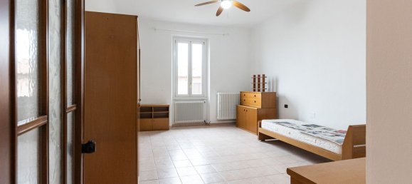 3غرفة شقة في Carugo, Italy رقم 263017 4