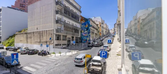 2 bedrooms Apartment in Lisbon, Portugal No. 131319 18