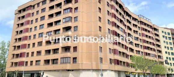 Gewerbliche Immobilie in Valladolid, Spain 193m², Nr. 63098 17