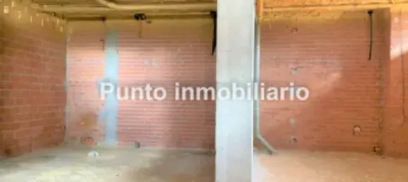 Gewerbliche Immobilie in Valladolid, Spain 193m², Nr. 63098 11