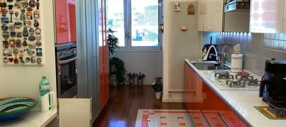 Apartamento de 5 divisões em Bari, Italy N.º 267773 5