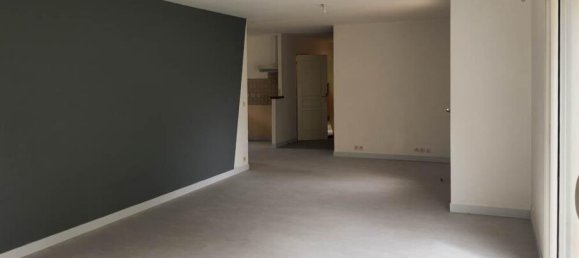 3 Schlafzimmer Haus in Sauze-Vaussais, France, Nr. 326455 3