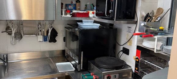 1 room Commercial property in Verona, Italy No. 202666 6