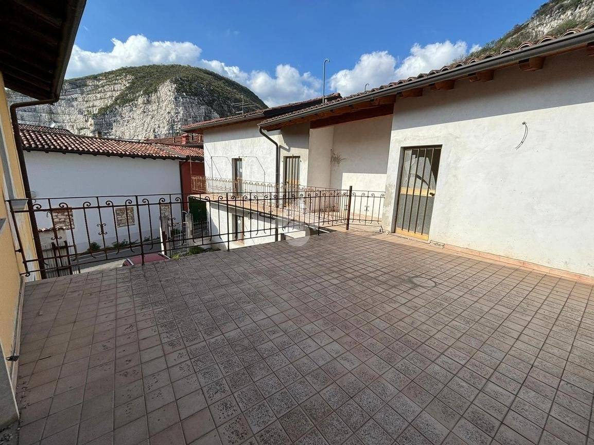 5 غرف نوم فيلا في Rezzato, Italy رقم 391486