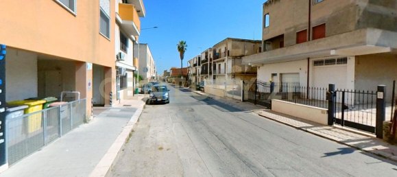 Gewerbliche Immobilie in Vittoria, Italy 70m², Nr. 277866 12