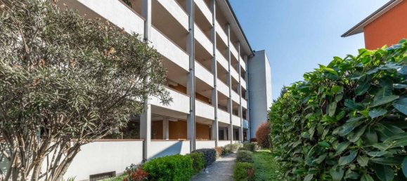 2 rooms Apartment in Vizzolo Predabissi, Italy No. 38137 2