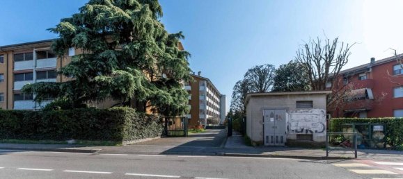 2 rooms Apartment in Vizzolo Predabissi, Italy No. 38137 32