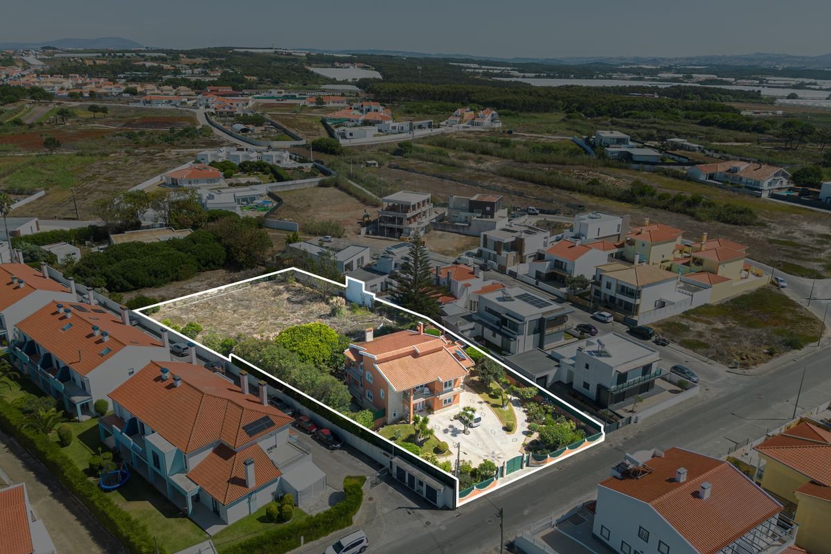 Casa T5 em Torres Vedras, Portugal N.º 44844