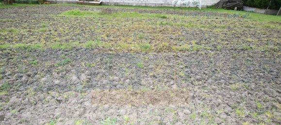  Land in Bois-d'Arcy, France No. 176344 2