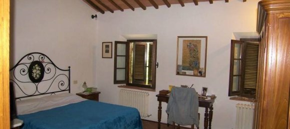 5 bedrooms House in Montepulciano, Italy No. 230385 5