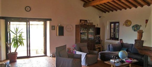 5 bedrooms House in Montepulciano, Italy No. 230385 7