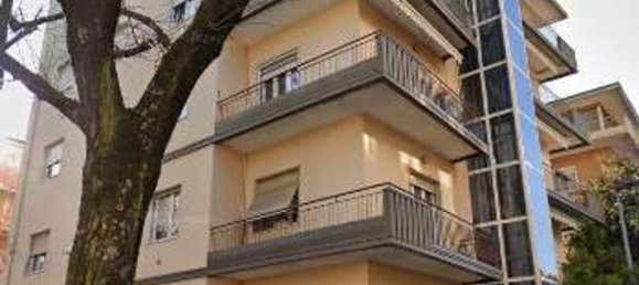 5 rooms Apartment in Parma, Italy No. 298860 5