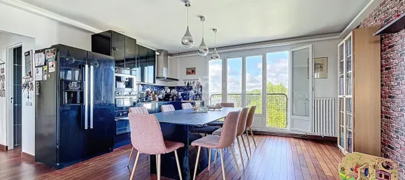 2 bedrooms Apartment in Chatou, France No. 320728 2