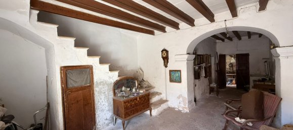 4 bedrooms House in Muro, Spain No. 151219 3