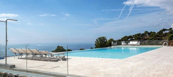 8 bedrooms Villa in Sanremo, Italy No. 147340 14