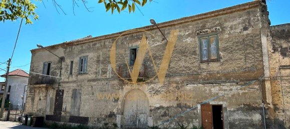 5غرفة بناية في Caserta, Italy رقم 346858 2