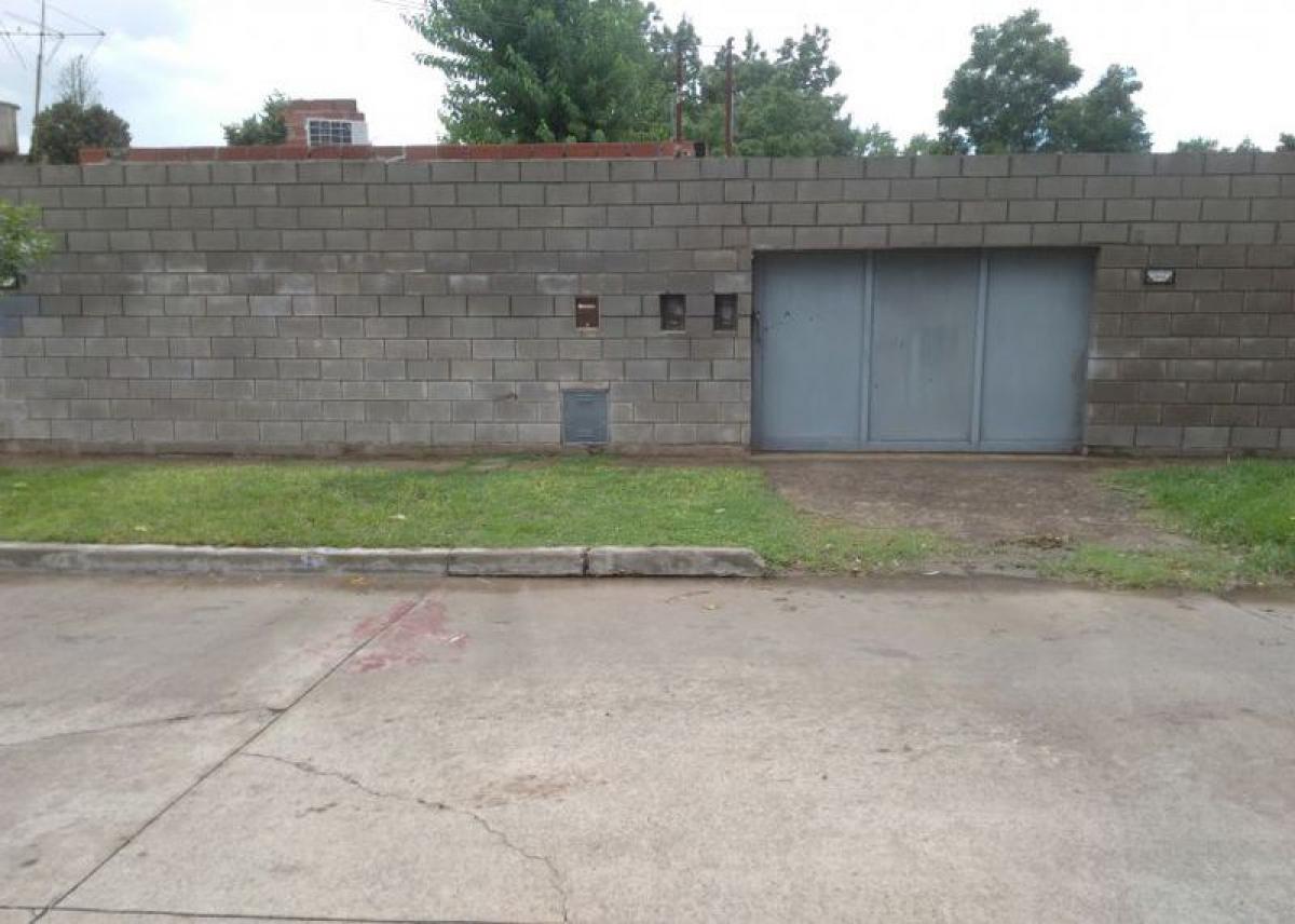 200m² Land in Ituzaingo, Argentina No. 113260