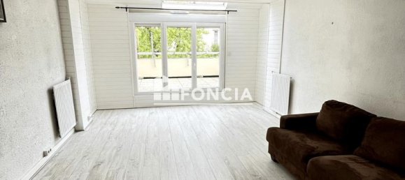 2 chambres Appartement à Cergy, France No. 358655 3