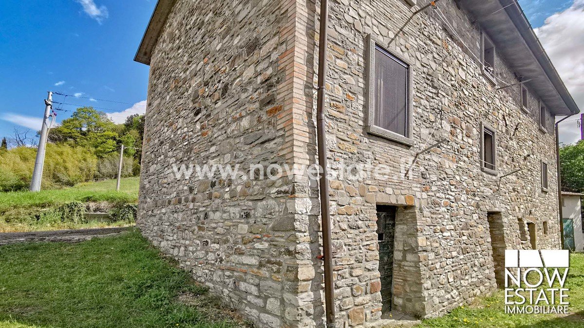 Квартира с 2 спальнями в Пьеве Санто Стефано, Италия № 87731