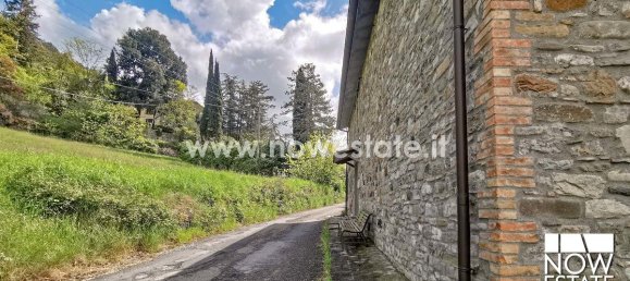 Квартира с 2 спальнями в Пьеве Санто Стефано, Италия № 87731 3