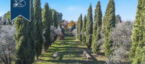 16 rooms Villa in San Casciano in Val di Pesa, Italy No. 79651 3