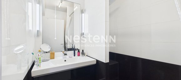 3 bedrooms Duplex in Paris, France No. 279589 15