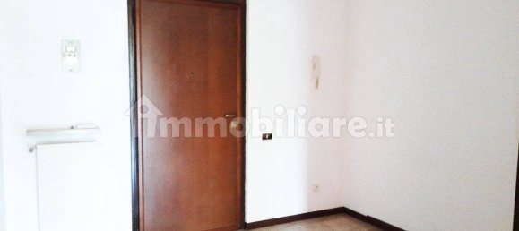 Квартира с 2 спальнями в Крема, Италия № 119015 3