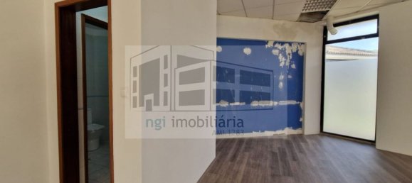 1000m² Office in Oeiras, Portugal No. 95567 7