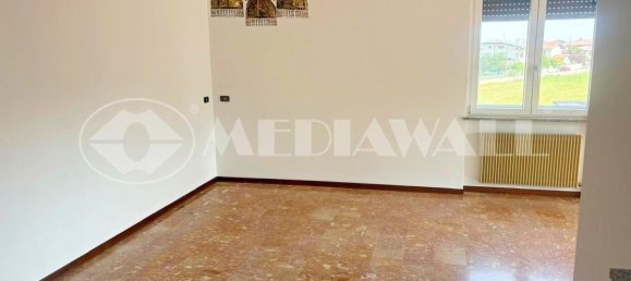 Apartamento T3 em Pordenone, Italy N.º 281301 4