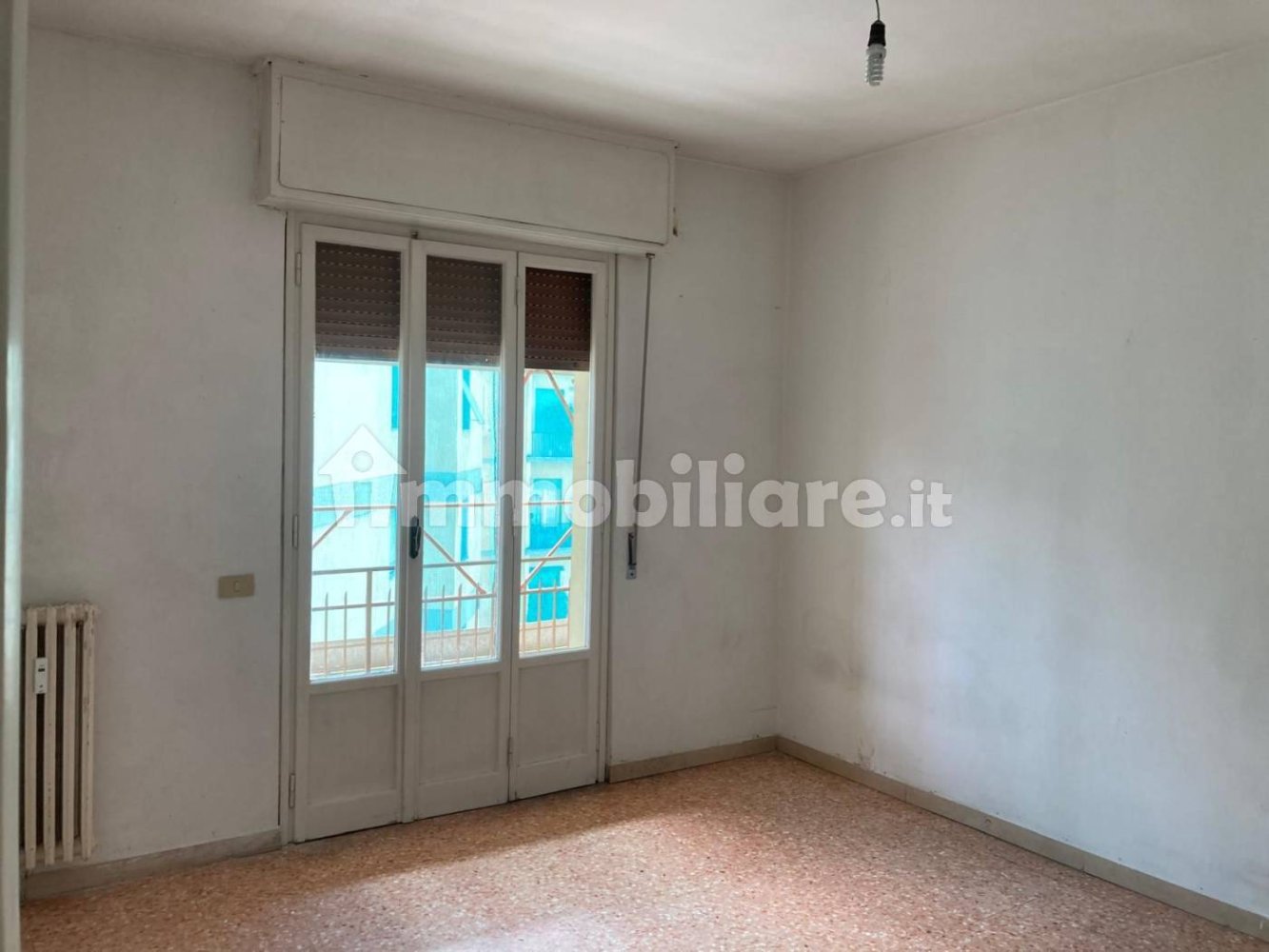 2 bedrooms Apartment in Florence, Italy No. 328809