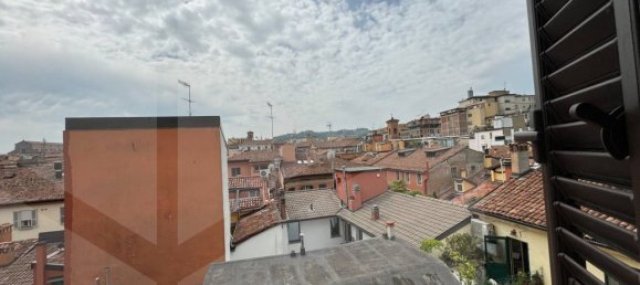 3-Zimmer Penthouse in Bologna, Italy, Nr. 34462 4