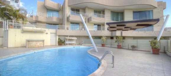 5 bedrooms Villa in Limassol, Cyprus No. 12738 12