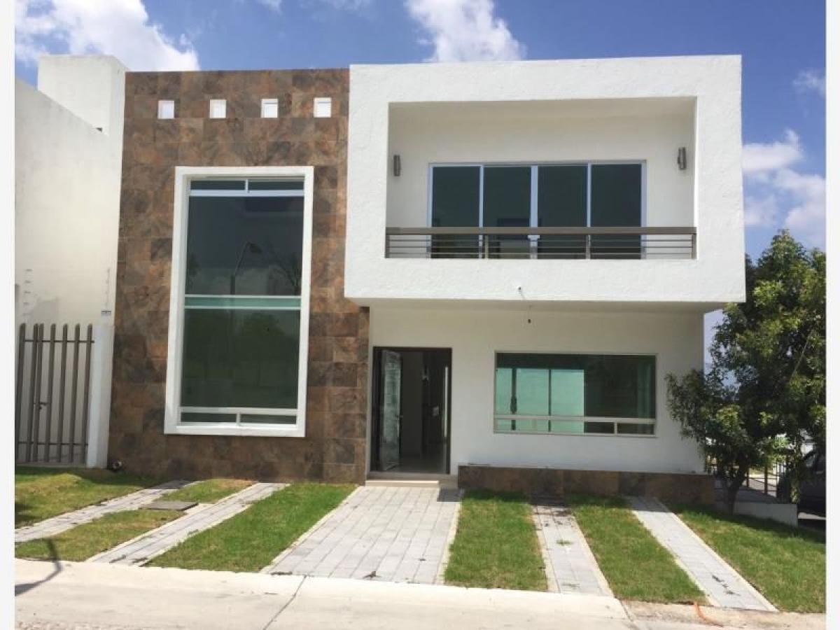 3 bedrooms House in Queretaro, Mexico No. 165123