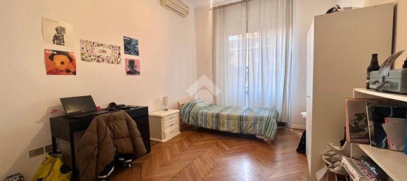 4-Zimmer Wohnung in Turin, Italy, Nr. 124353 9