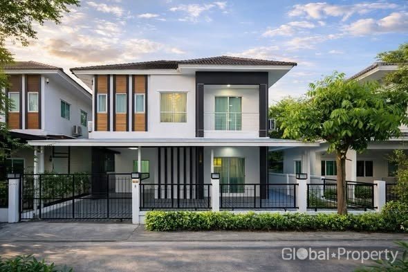 4 Schlafzimmer Haus in Pattaya, Thailand, Nr. 142278