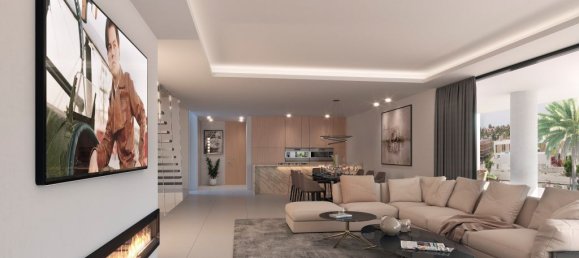 4 Schlafzimmer Villa in El Paraiso, Spain, Nr. 2894 8