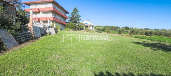 4 bedrooms House in San Clemente, Italy No. 327841 13