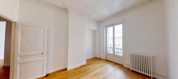 3 bedrooms Apartment in Paris, France No. 348902 3