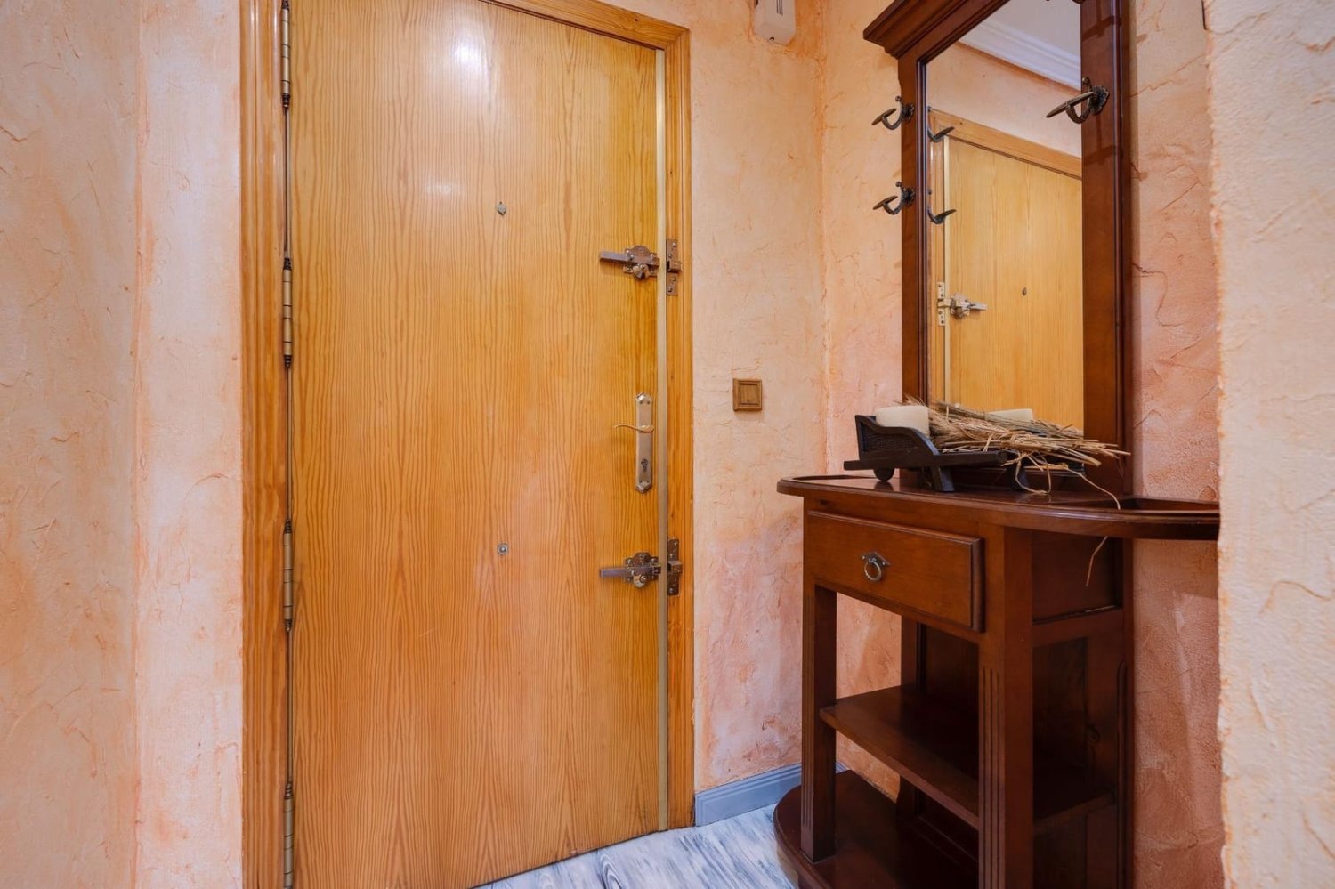 Квартира с 3 спальнями в Торревьеха, Испания № 188018