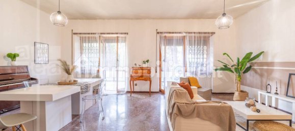 4 bedrooms Apartment in Rome, Italy No. 68371 20