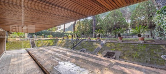 4 bedrooms Apartment in Rome, Italy No. 68371 13