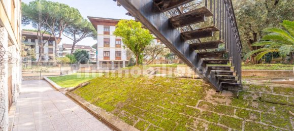 4 bedrooms Apartment in Rome, Italy No. 68371 14