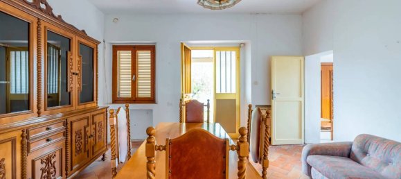 7-salle Maison à Fabriano, Italy No. 130110 3