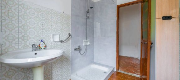 7-salle Maison à Fabriano, Italy No. 130110 13